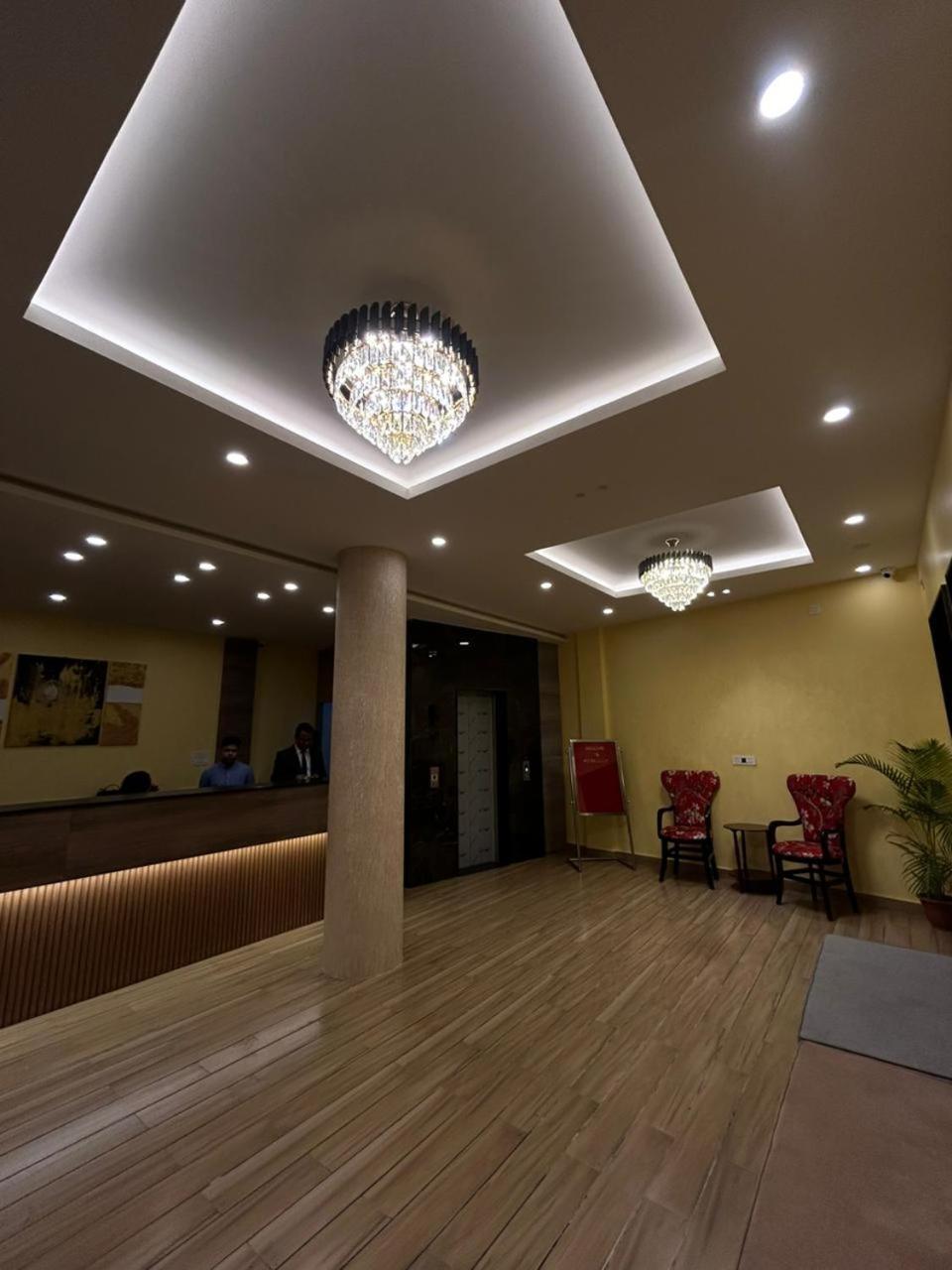 Hotel Dolly Siliguri Exteriör bild